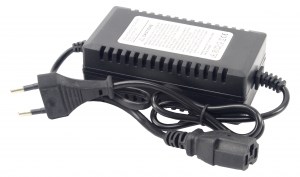 48522_Pulverizador-de-Pressao-a-Bateria-16L---SAURIUM_2142